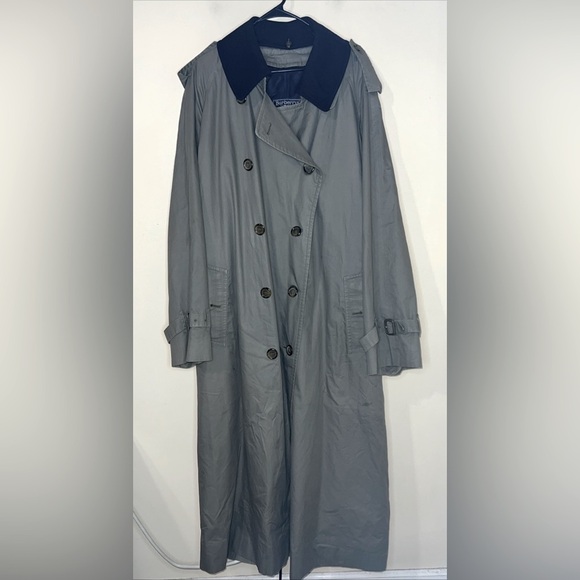 Burberry Other - Vintage Burberry’s Olive green trench coat blue wool lining Men’s 46 Long